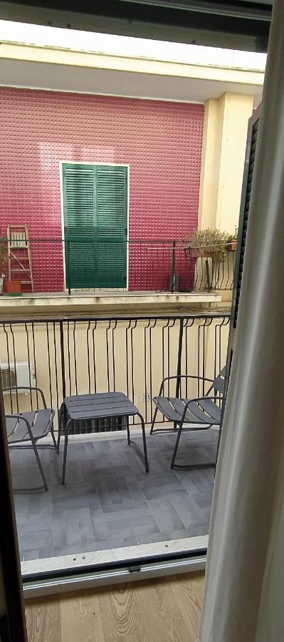 Appartamento Via Genova 31 Bari Esterno foto