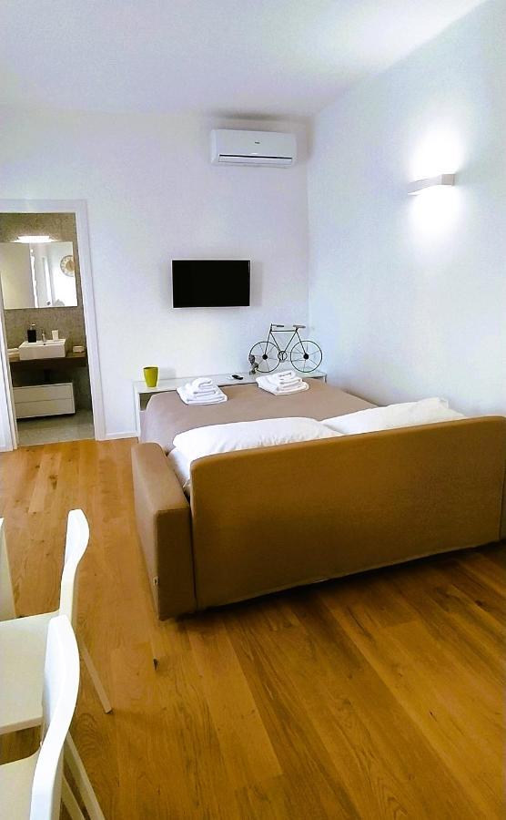 Appartamento Via Genova 31 Bari Esterno foto