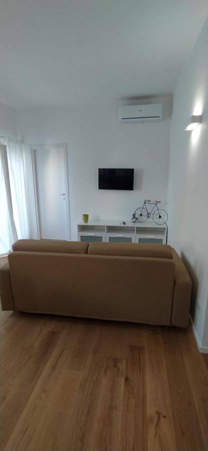 Appartamento Via Genova 31 Bari Esterno foto