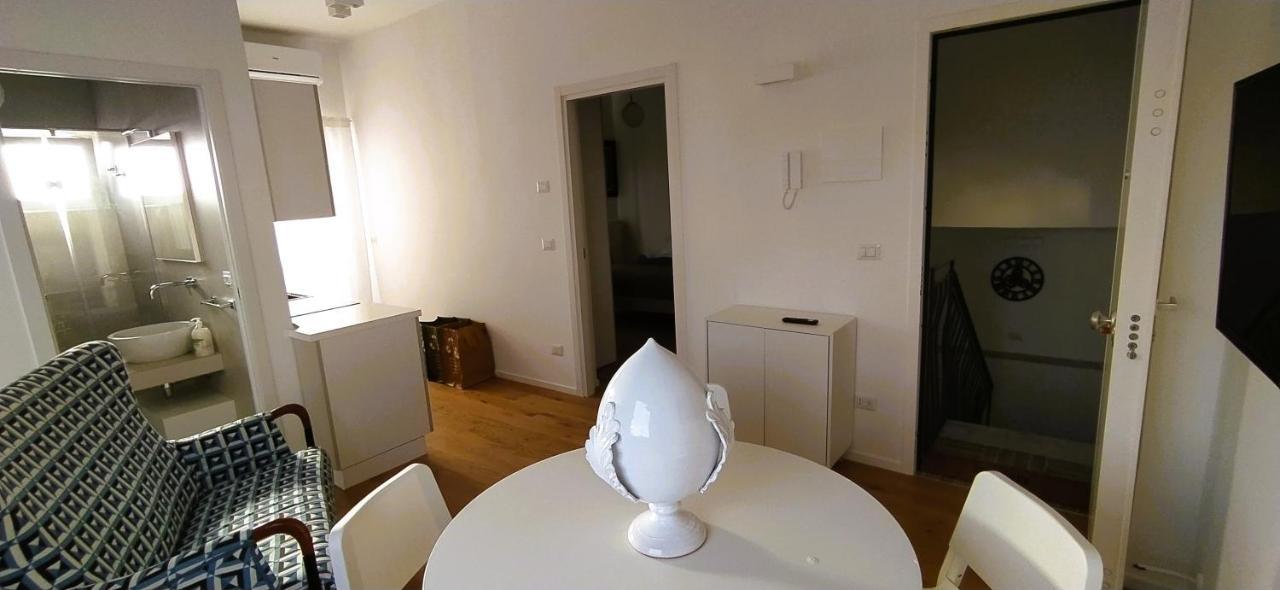 Appartamento Via Genova 31 Bari Esterno foto