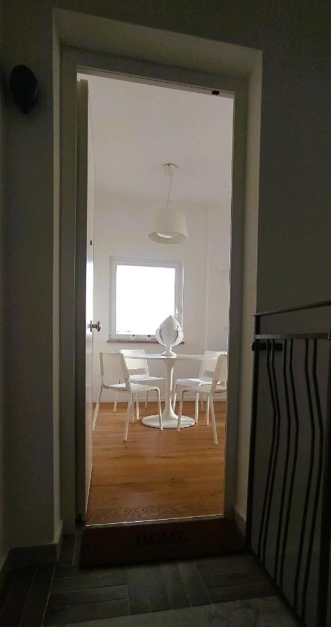Appartamento Via Genova 31 Bari Esterno foto